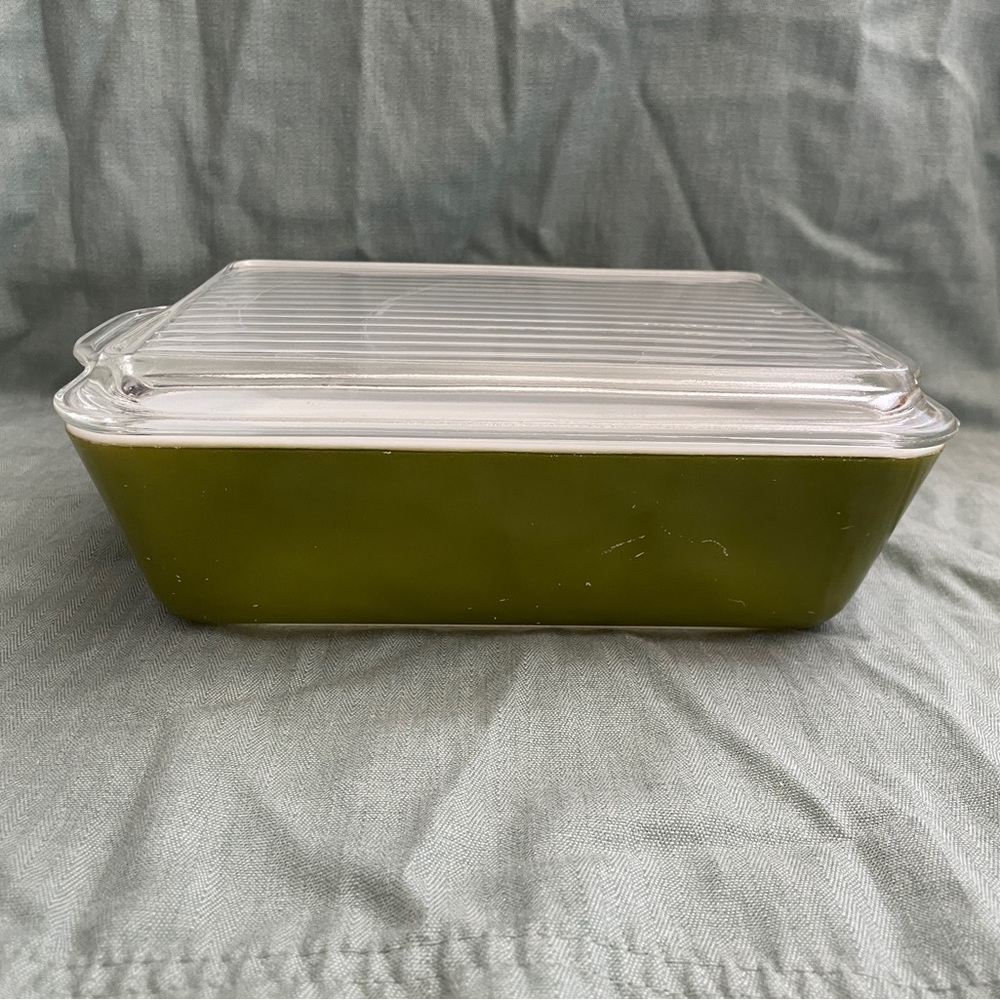 VTG Pyrex Verde Refrigerator (largest piece) W LID
